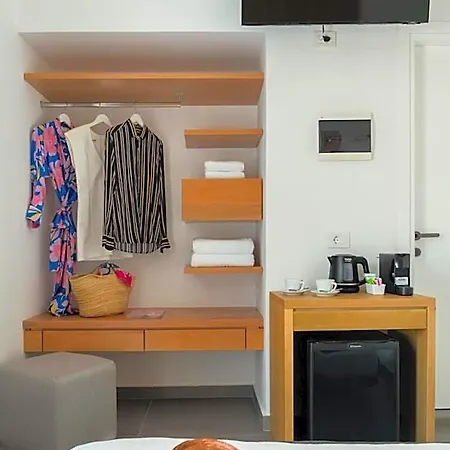 银滩酒店 3* Grikos Bay (Patmos)