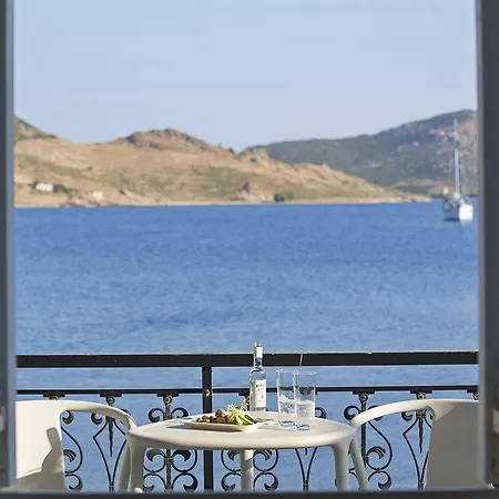 银滩酒店 Grikos Bay (Patmos)