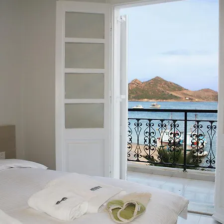 银滩酒店 3* Grikos Bay (Patmos)