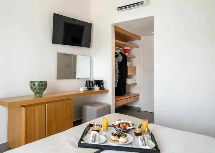 Silver 3* Γροίκος