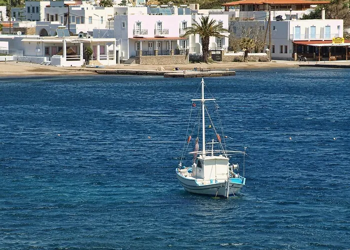 Silver 3* Grikos Bay (Patmos)